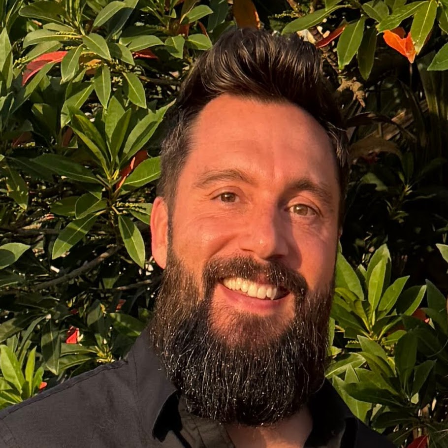 Conrad Decker - AI Engineer & Founder Exploring What's Possible For AI-Native Teams